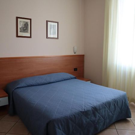 Albergo Salerno Milán Exteriér fotografie