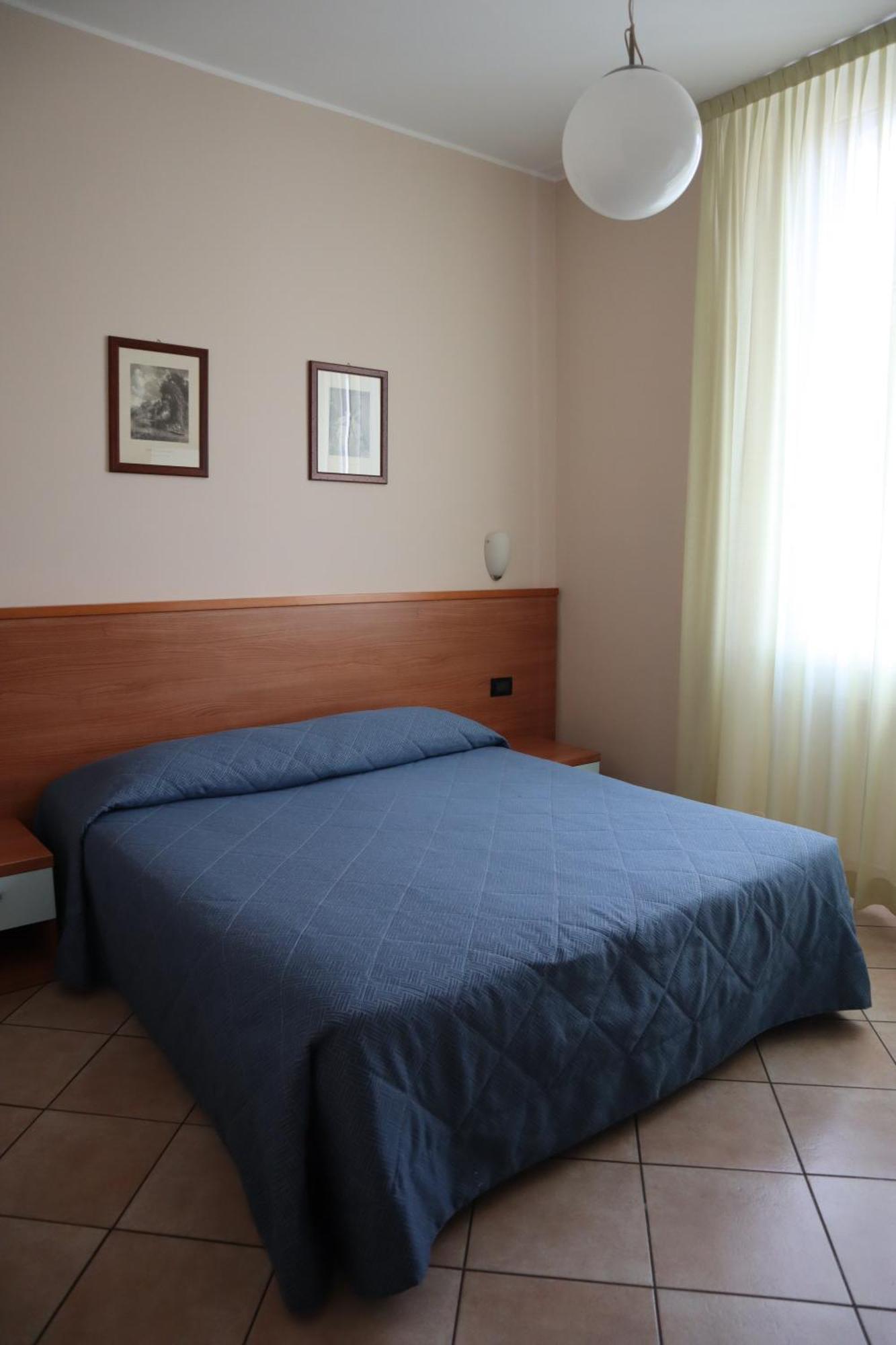 Albergo Salerno Milán Exteriér fotografie